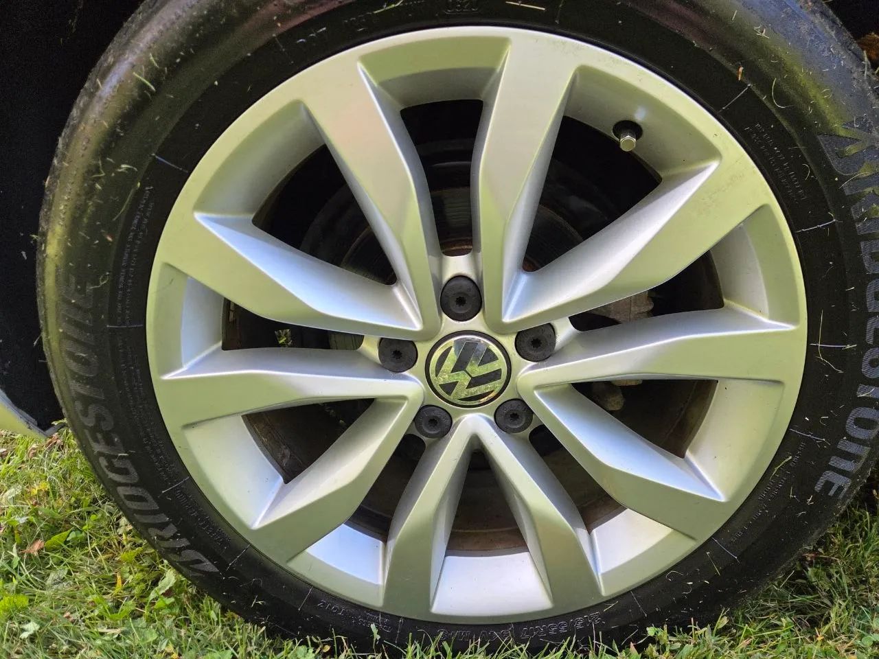 2015 Volkswagen Beetle — photo 21 of 30