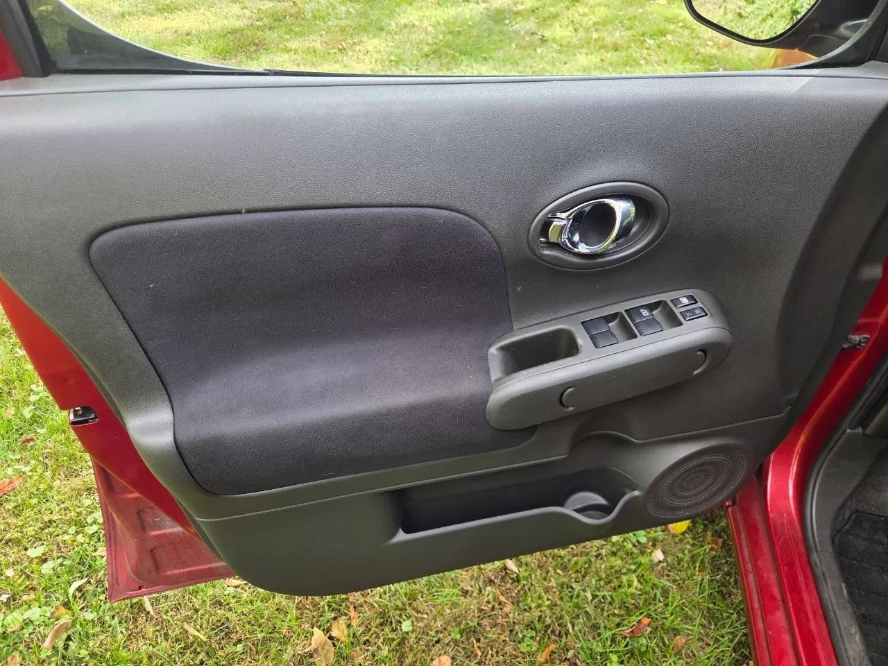 2012 Nissan cube — photo 18 of 29