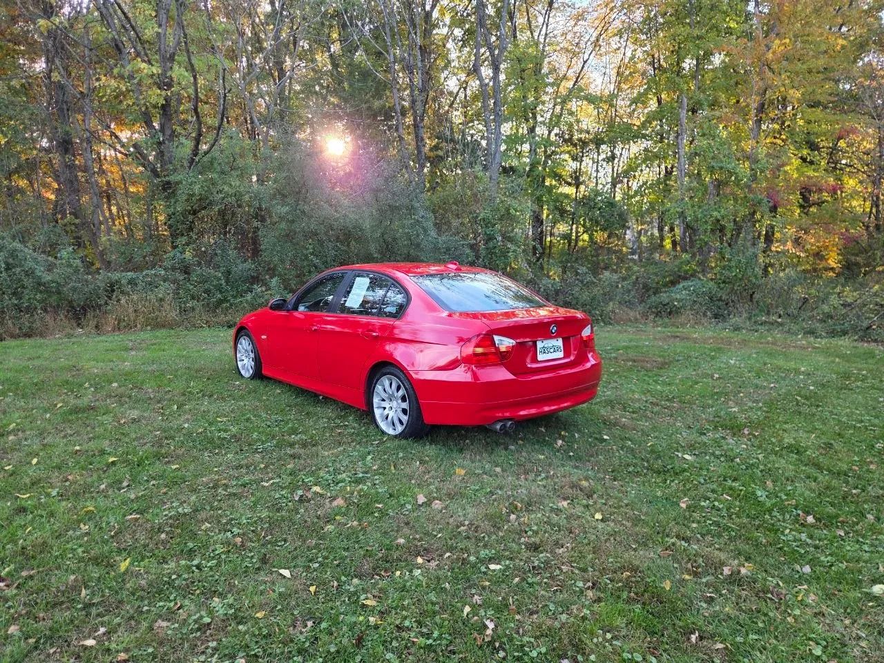 2006 BMW 3 Series 325xi Sedan 4D — photo 5 of 32