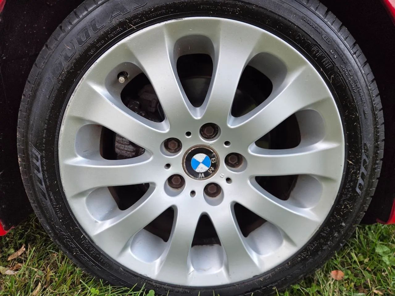 2006 BMW 3 Series 325xi Sedan 4D — photo 19 of 32