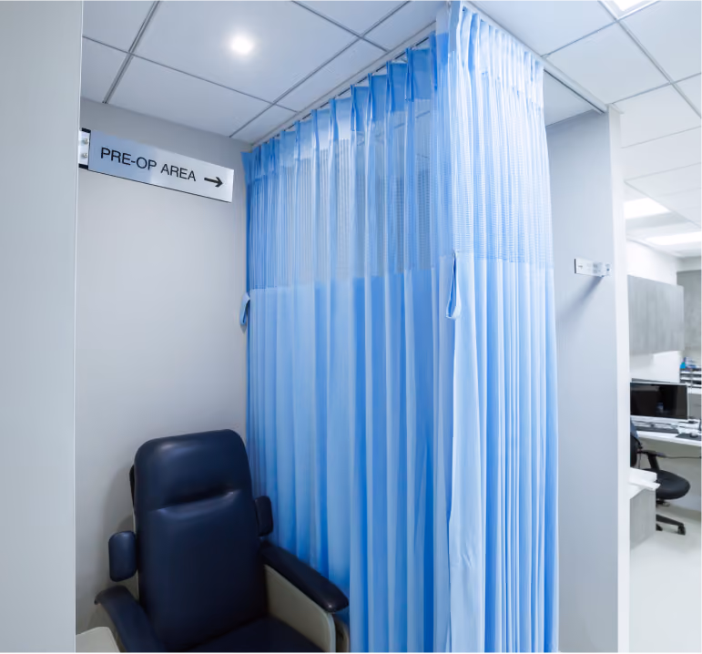 Procedure room at the Batash Medical center