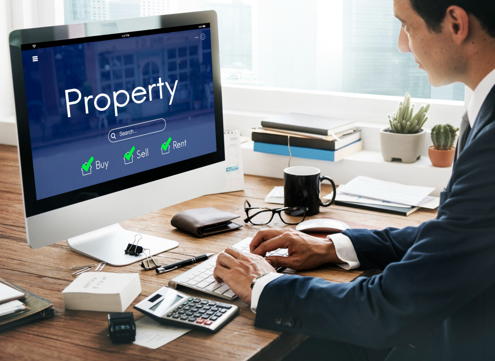 How Fractional Risk Management Helps Mortgage Lenders Navigate Market Volatility