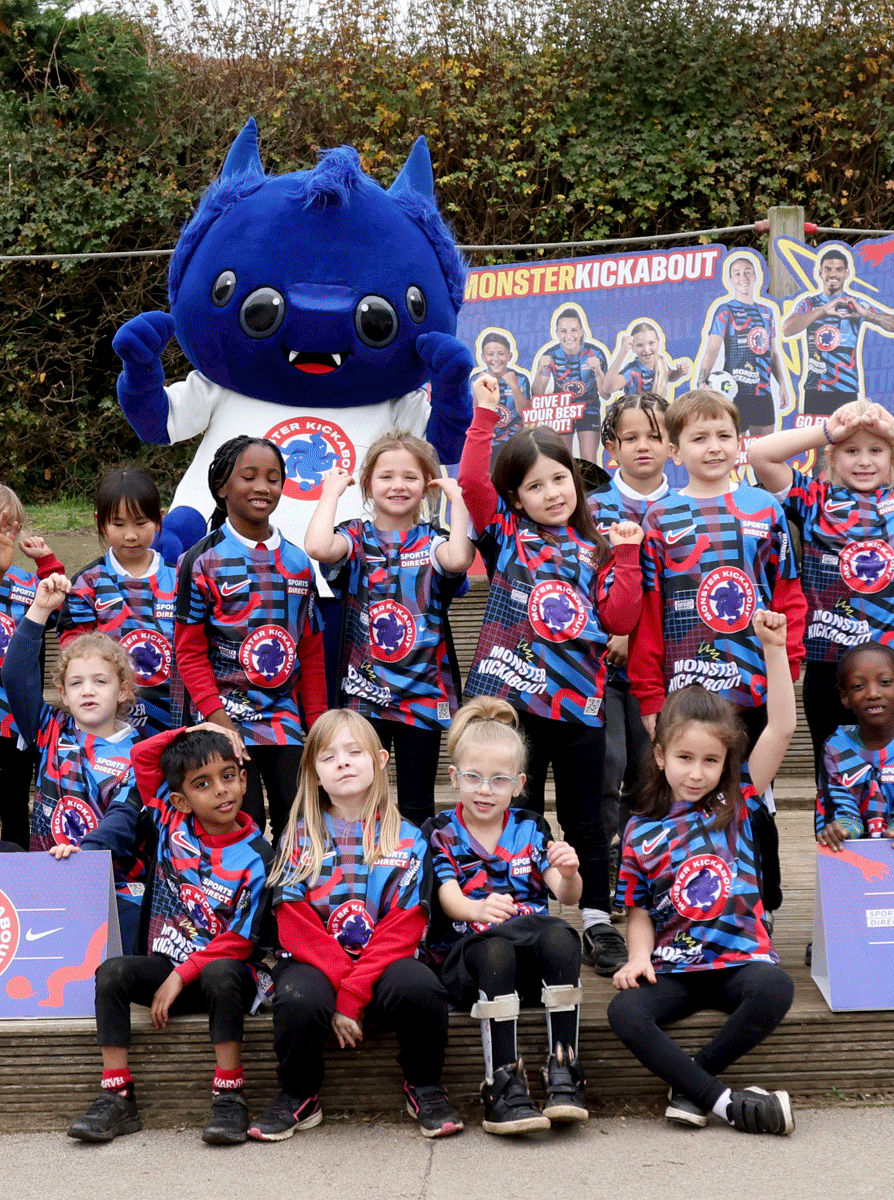 Animated photograph of kids wearing football uniforms
