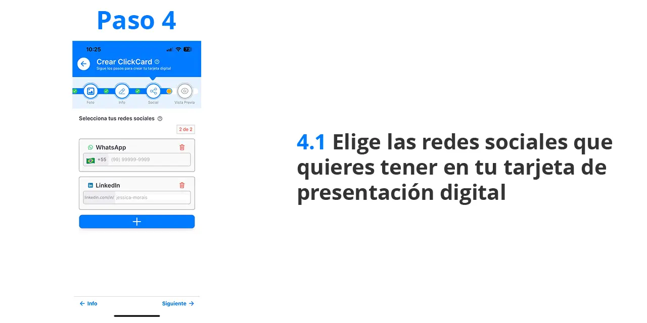 El cuarto paso en el proceso de creación de una tarjeta de presentación digital en la aplicación ClickCard es la inserción de redes sociales