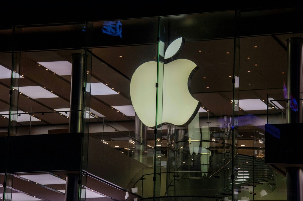 Apple plans to introduce ads in Maps next year