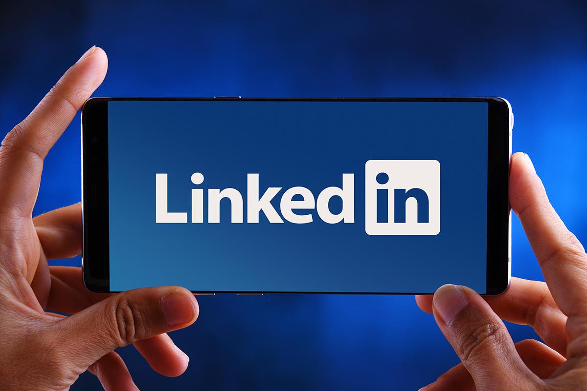 Study: LinkedIn videos triple text post performance