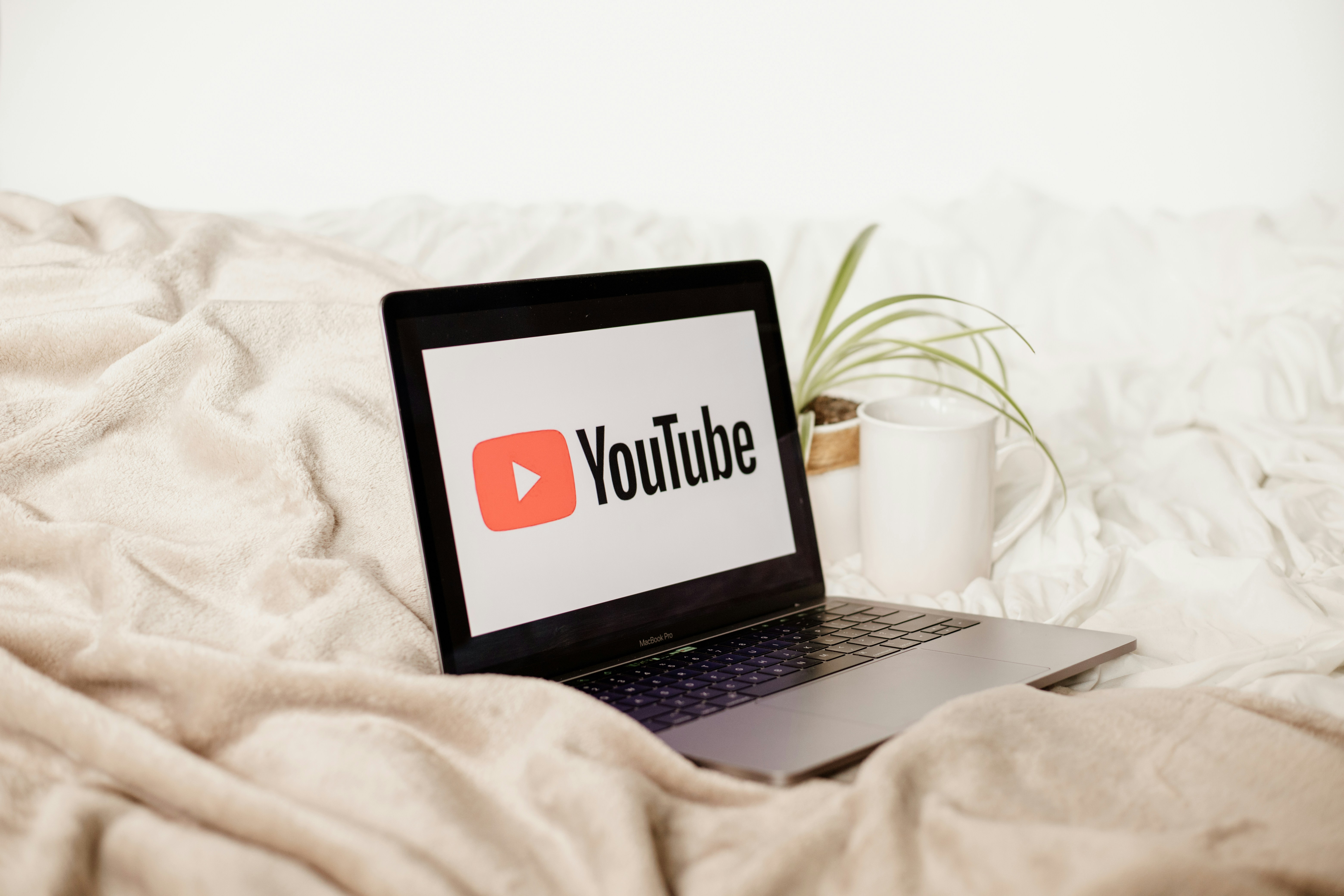 YouTube tests 30-second non-skippable ads in regular campaigns