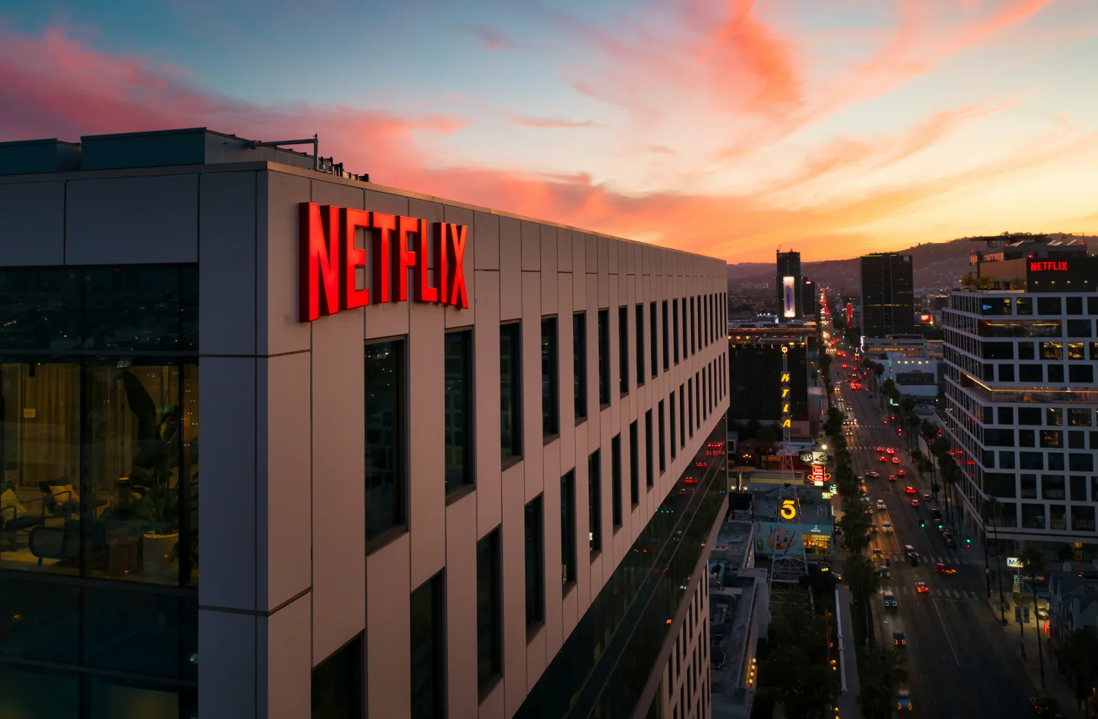 Netflix explores video podcasting