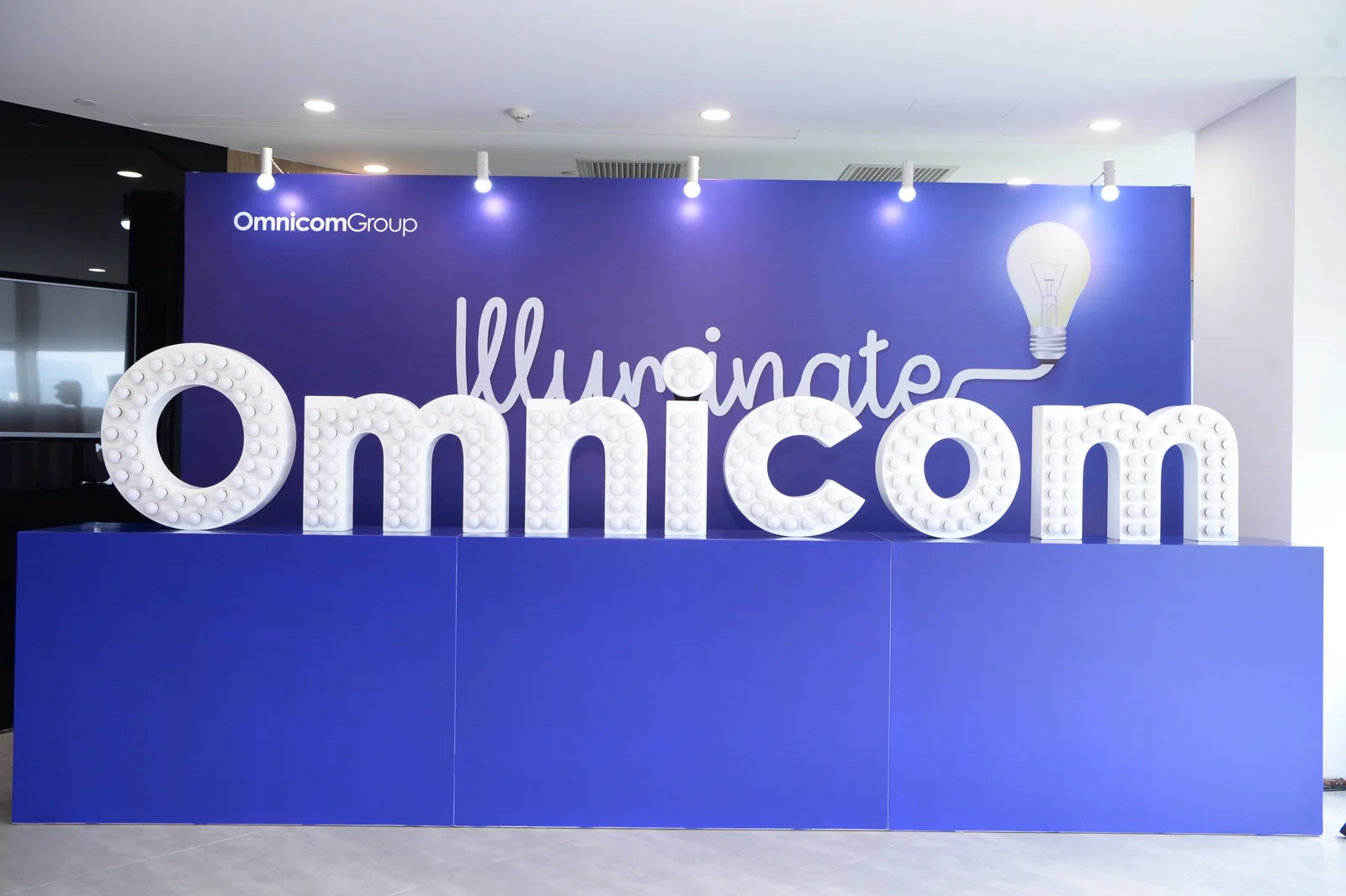 Omnicom plans to acquire Interpublic Group in $13B+ deal