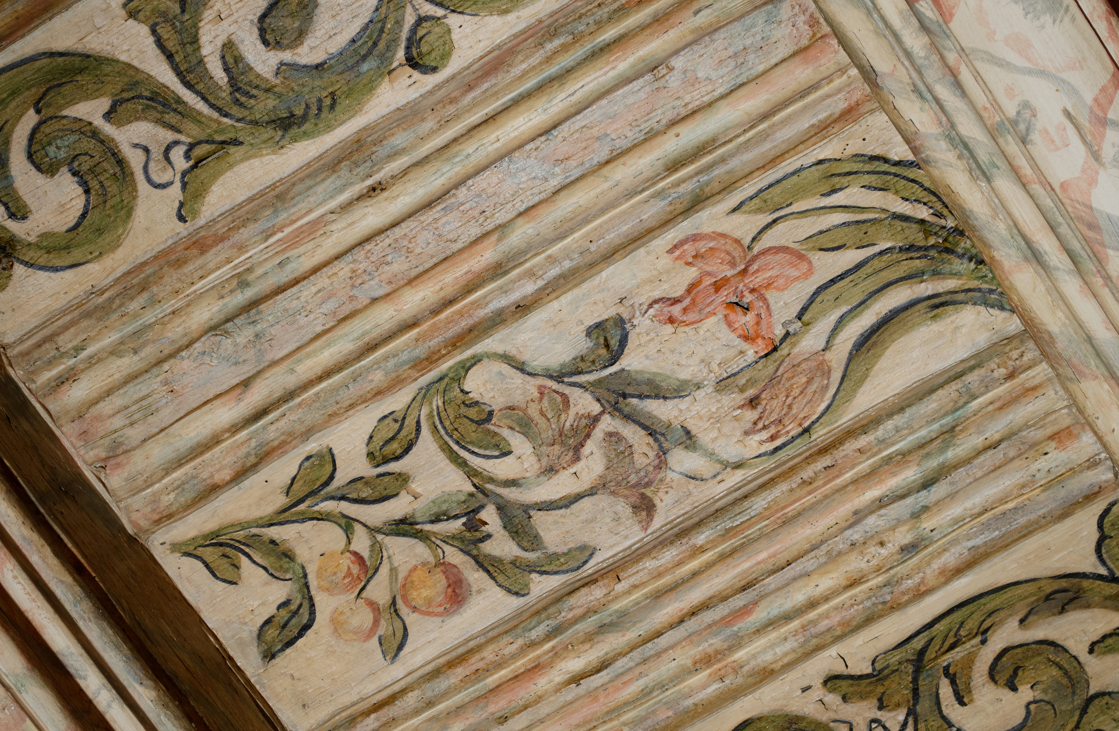 Malovaný záklopový strop