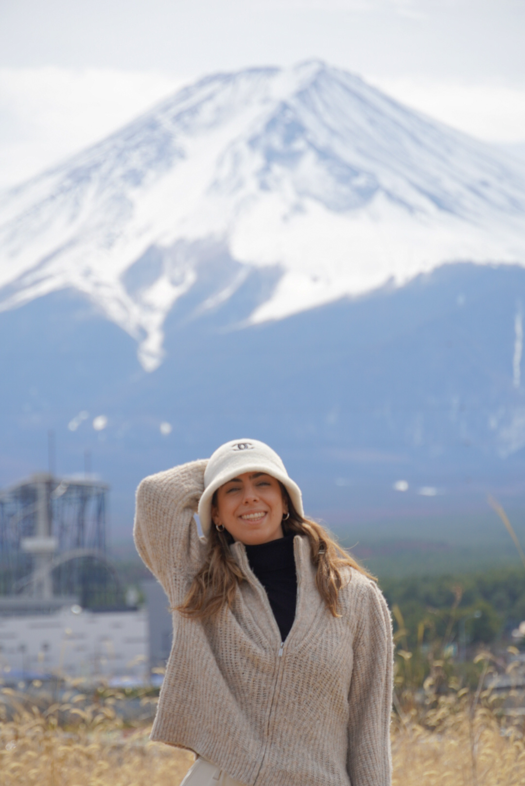 Alba from NALBA TRAVELS in front of Mount Fuji in Japan
