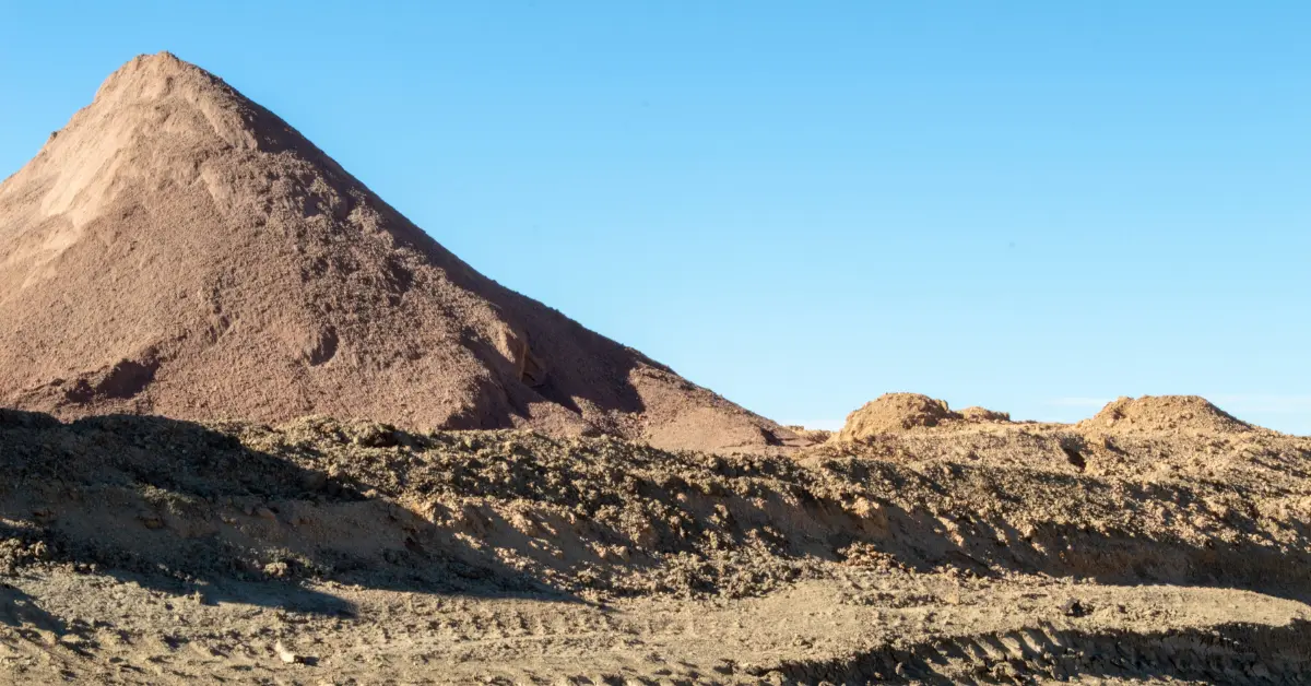 The Advantages of Using Select Fill Dirt in Foundation Preparation