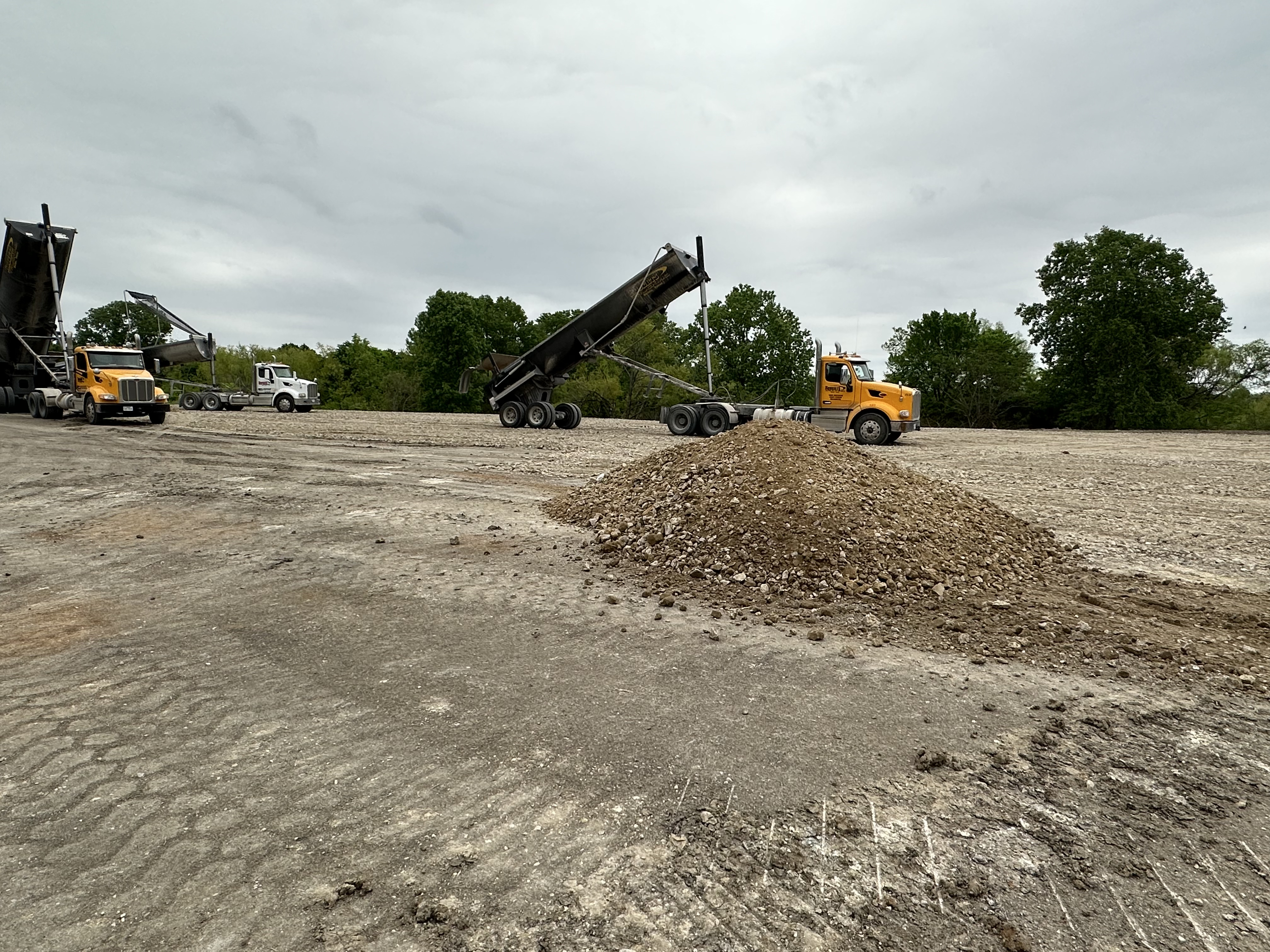 Quarry Dirt vs. Jobsite Dirt: What Contractors Need to Know