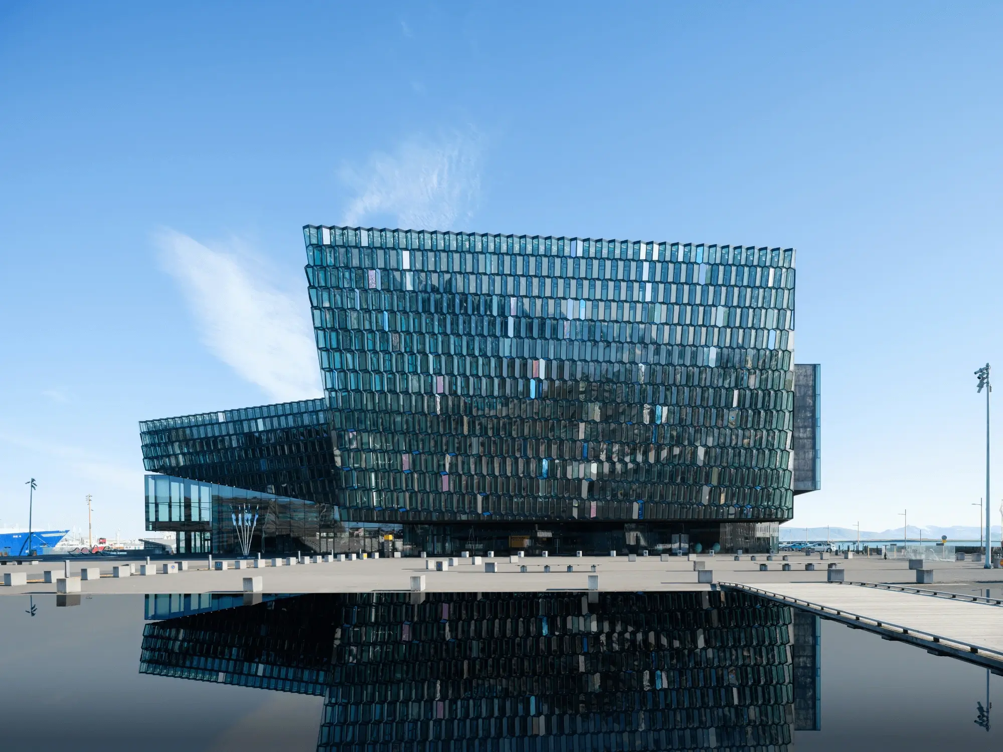 Discover the Magic of Reykjavik’s Cultural Gem: Harpa Concert Hall and Conference Centre