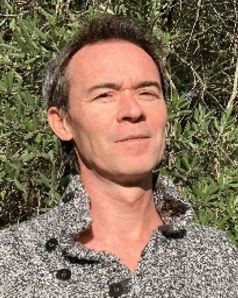 Dr. Romain Duval