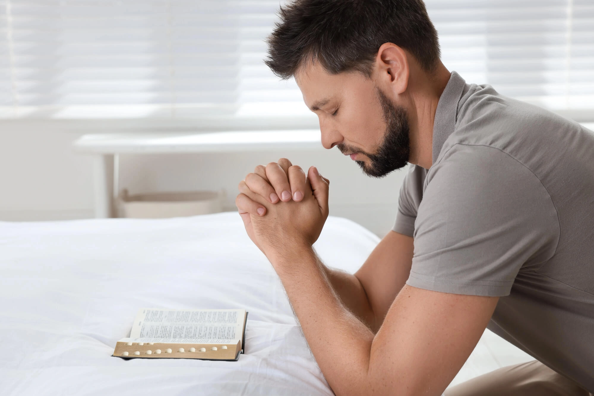 Faith Evangelical praying before going to a Lutheran Church in West Palm Beach