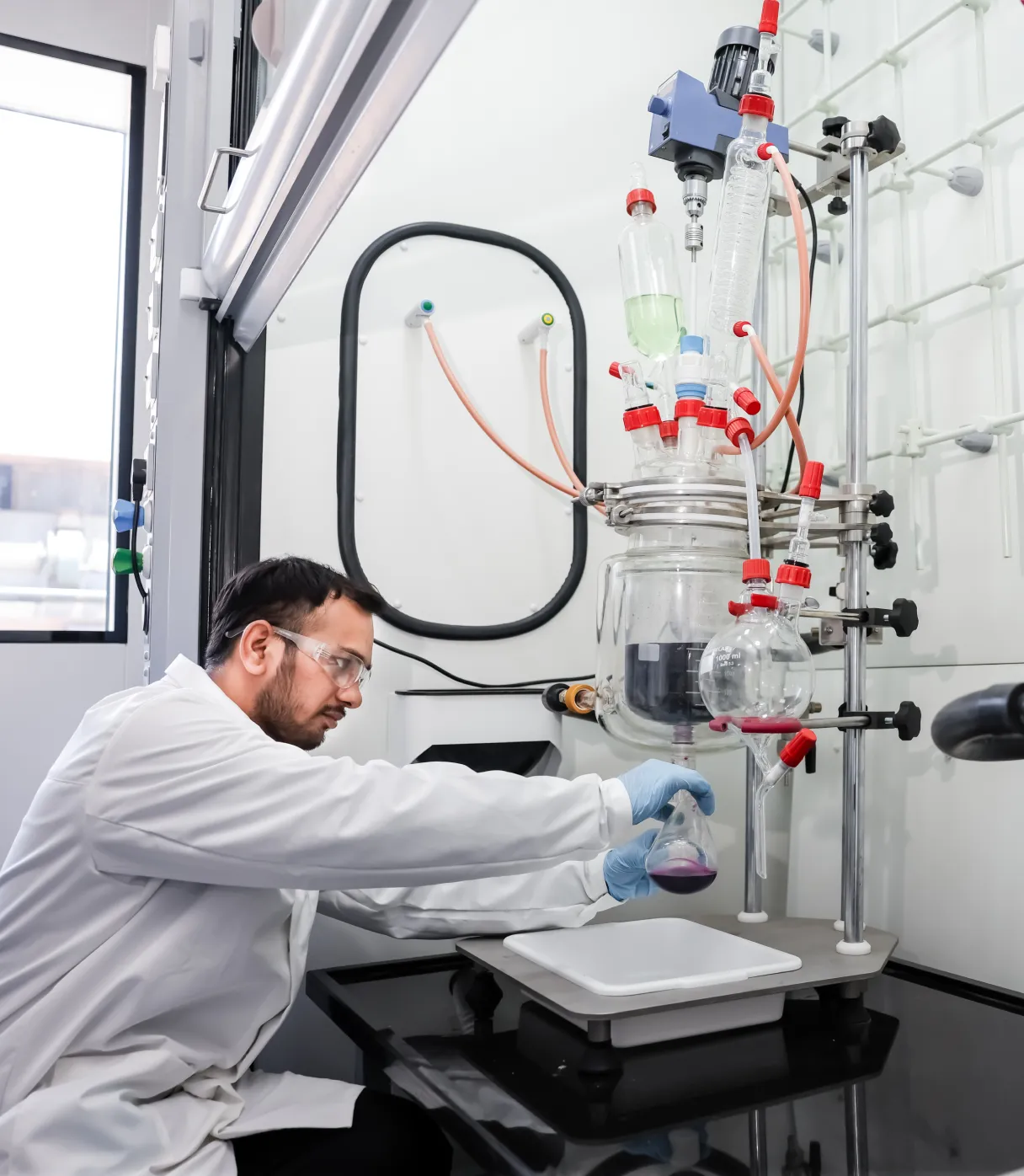 Honour's specialized lab equipment for precision chemistry