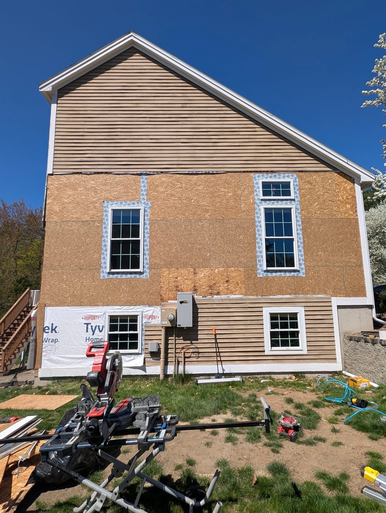 Siding expert work by Complete Exterior; Exeter NH Home