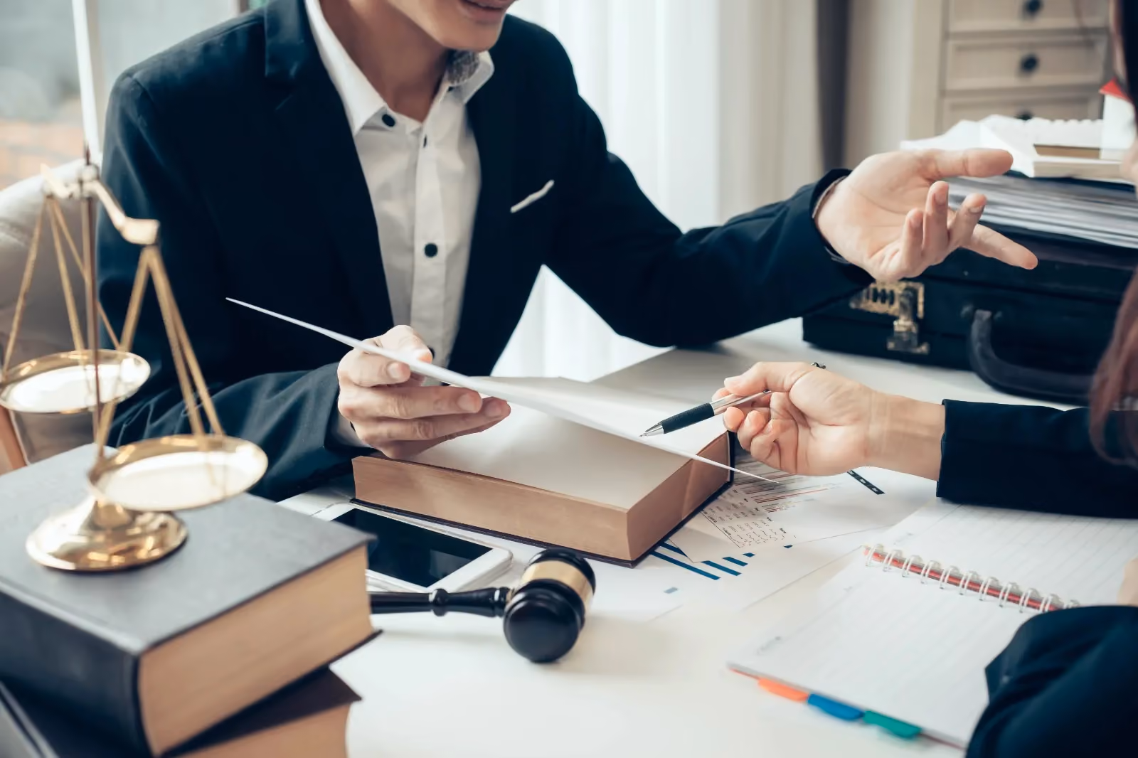 Tujuan Hukum Bisnis