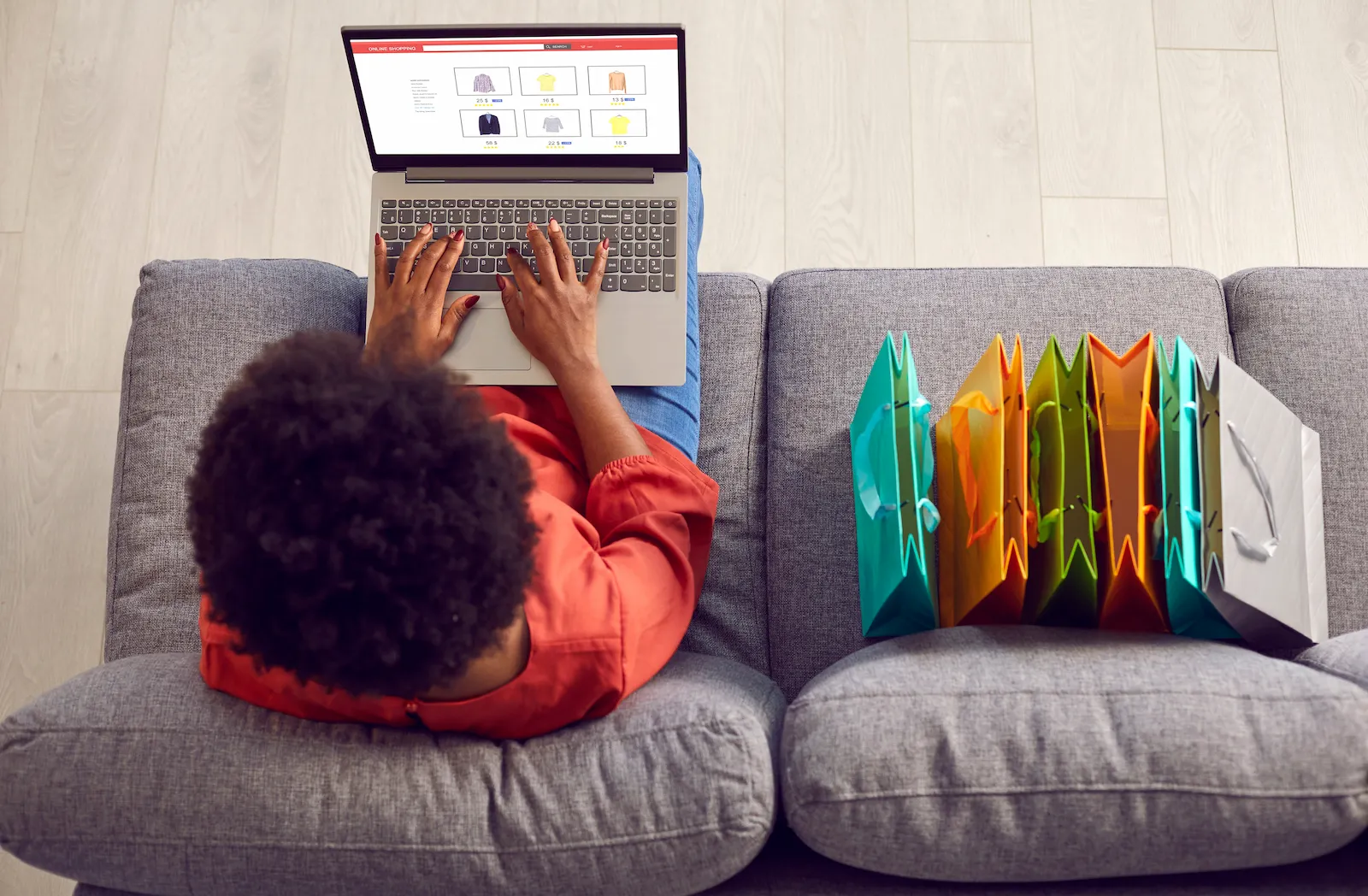 Marketplace Website dan Social Commerce