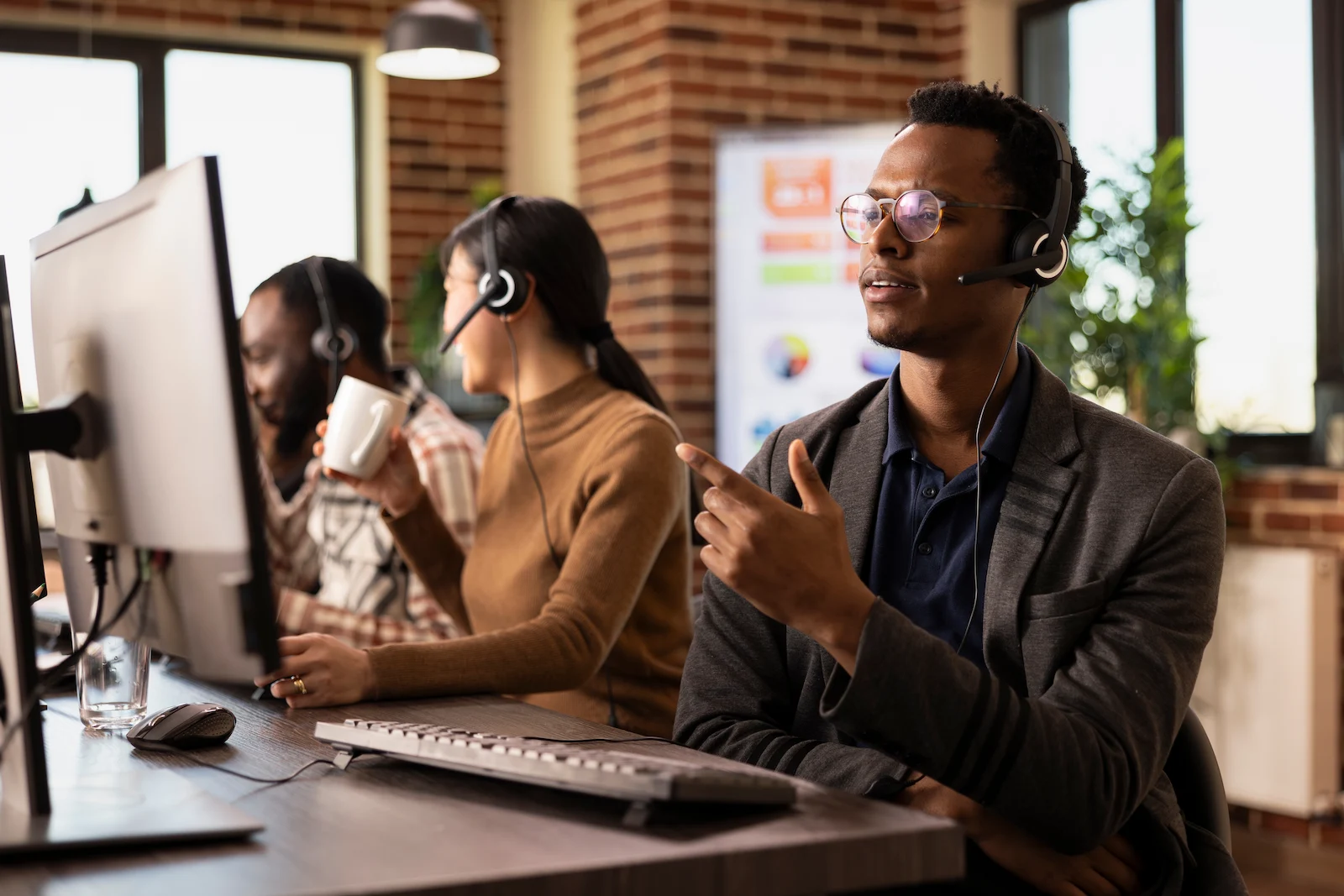 Lebih Mudah Kelola Tim dan Customer Service