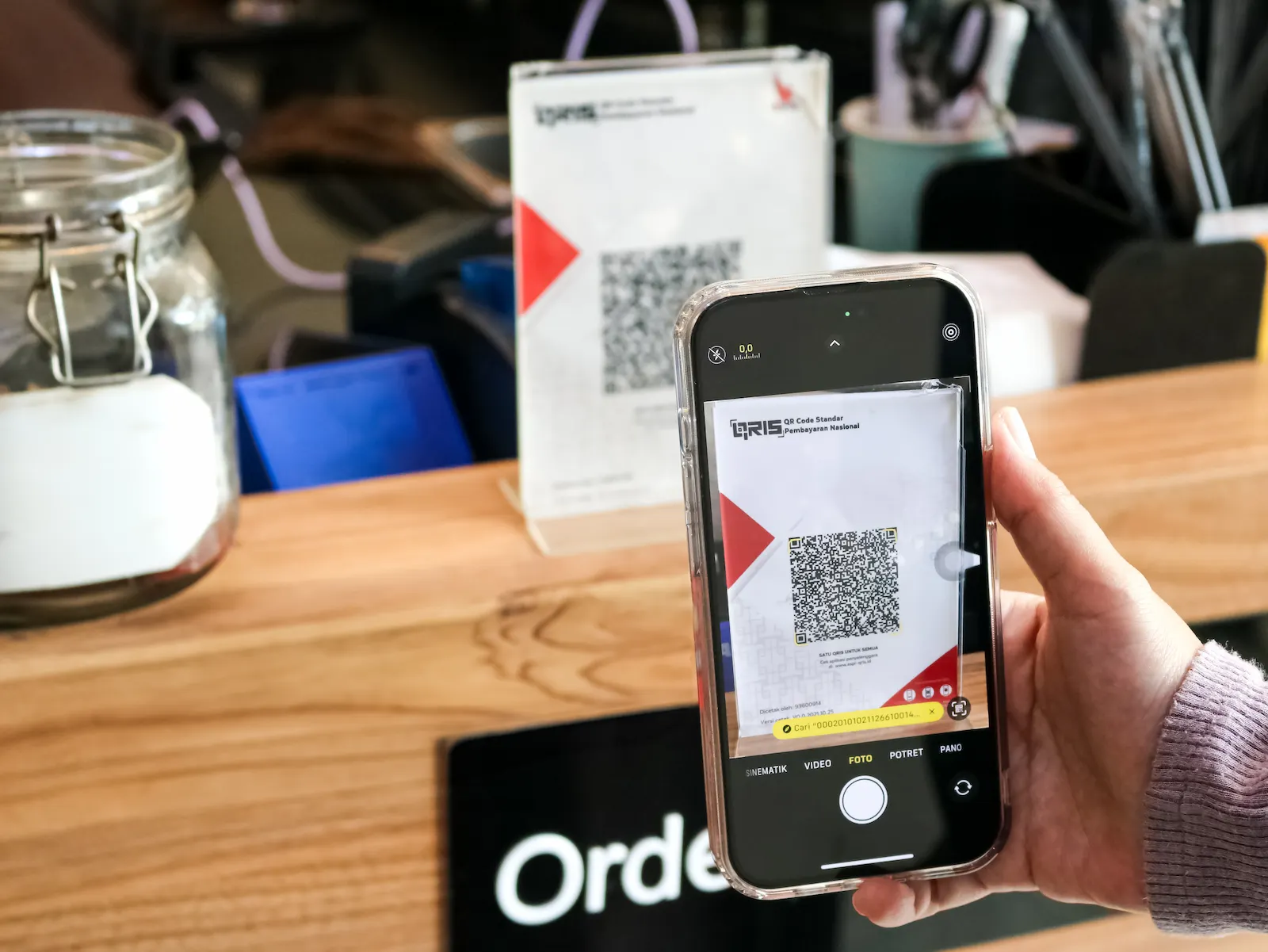 Contoh Penerapan QRIS CPM di Bisnis