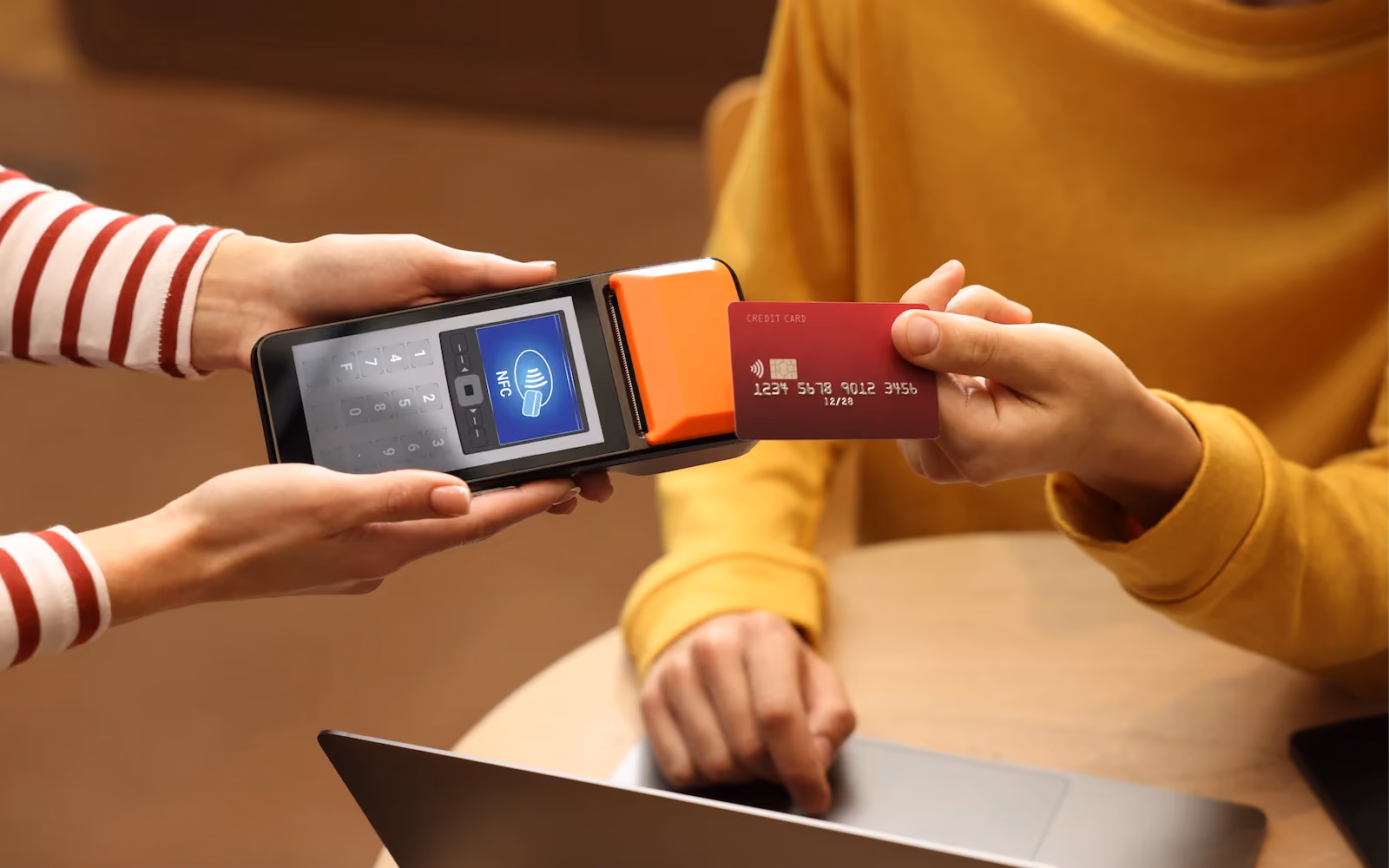 Manfaat Kepatuhan PCI DSS bagi Bisnis