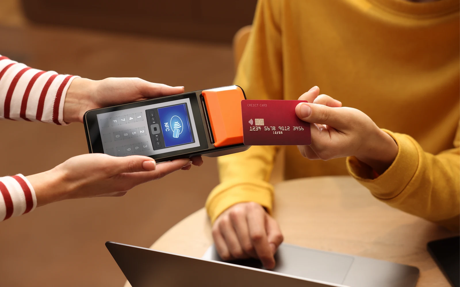 Manfaat Kepatuhan PCI DSS bagi Bisnis