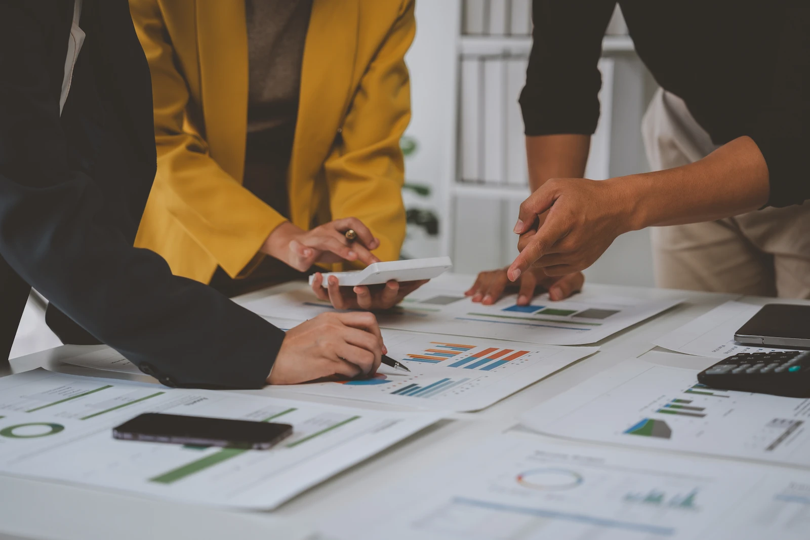 Komponen Biaya Eksplisit dalam Operasional Bisnis