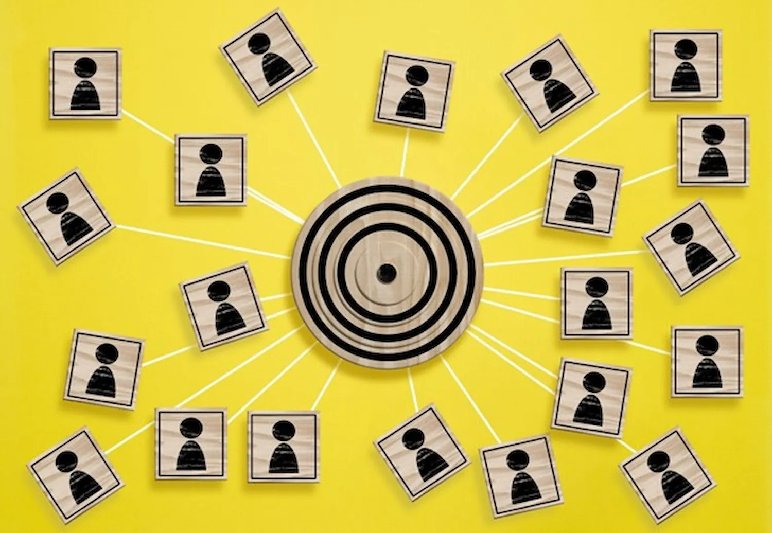 Memahami Strategi Segmentasi, Targeting, dan Positioning (STP) untuk Meningkatkan Keunggulan Bersaing Bisnis