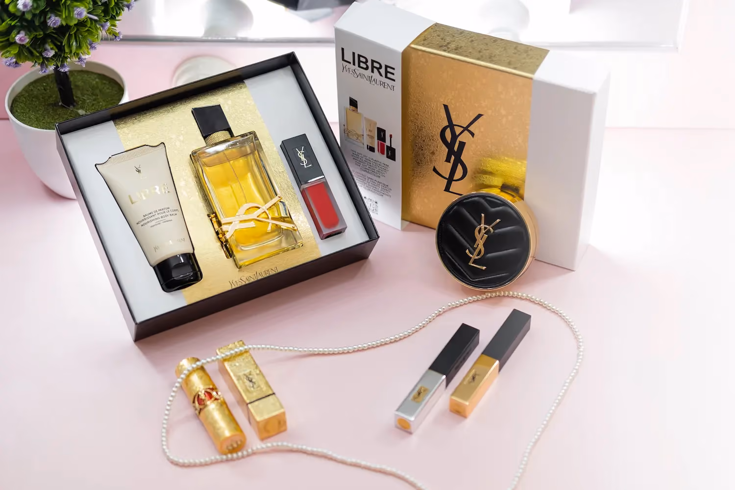 Contoh Iklan Produk Kecantikan dan Contoh Iklan Produk Parfum