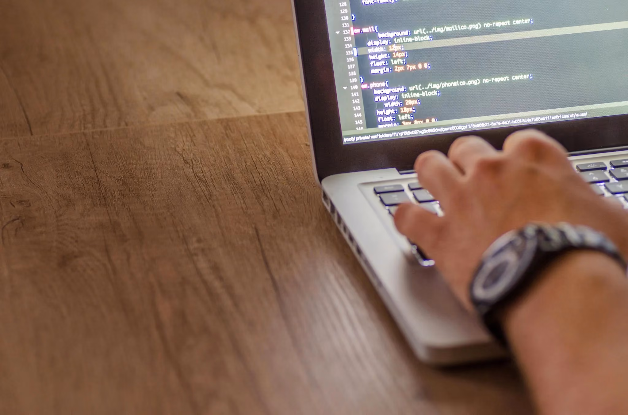 produk digital aplikasi berbasis web