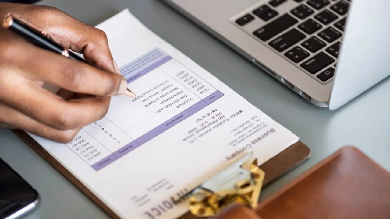 Invoice Template Word Kunci Profesional Bisnis Anda