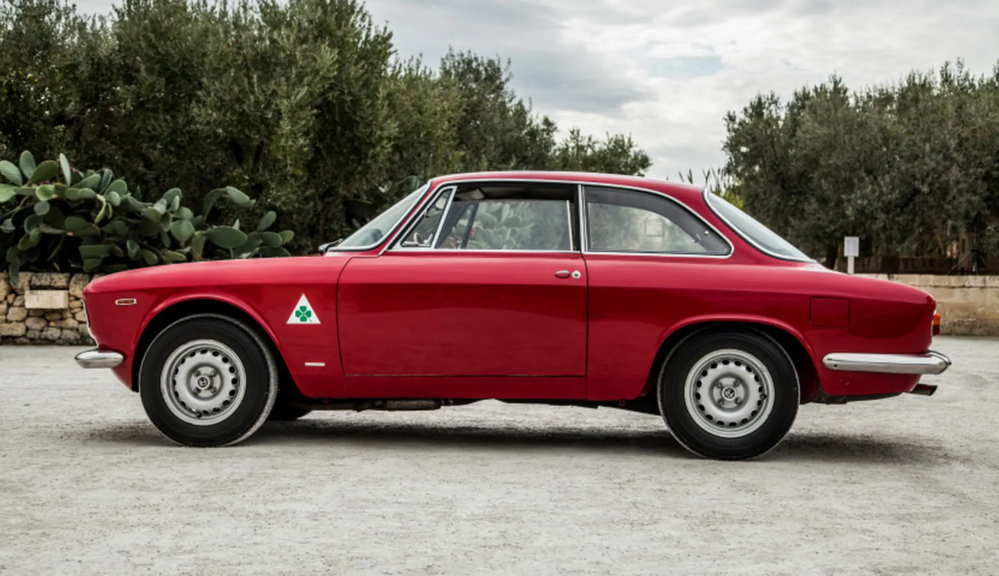 ALFA ROMEO GIULIA GTA