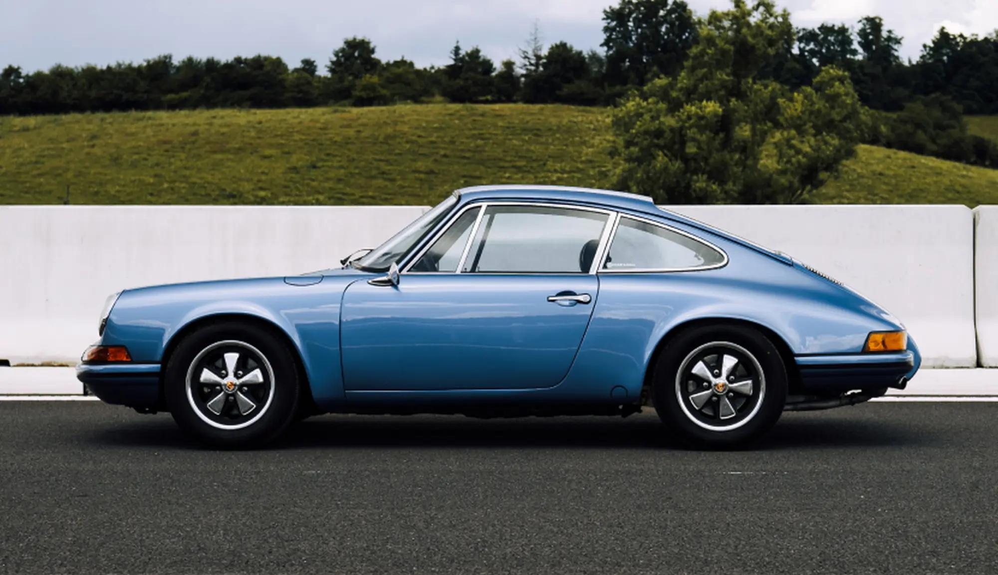 PORSCHE 911 CARRERA 964