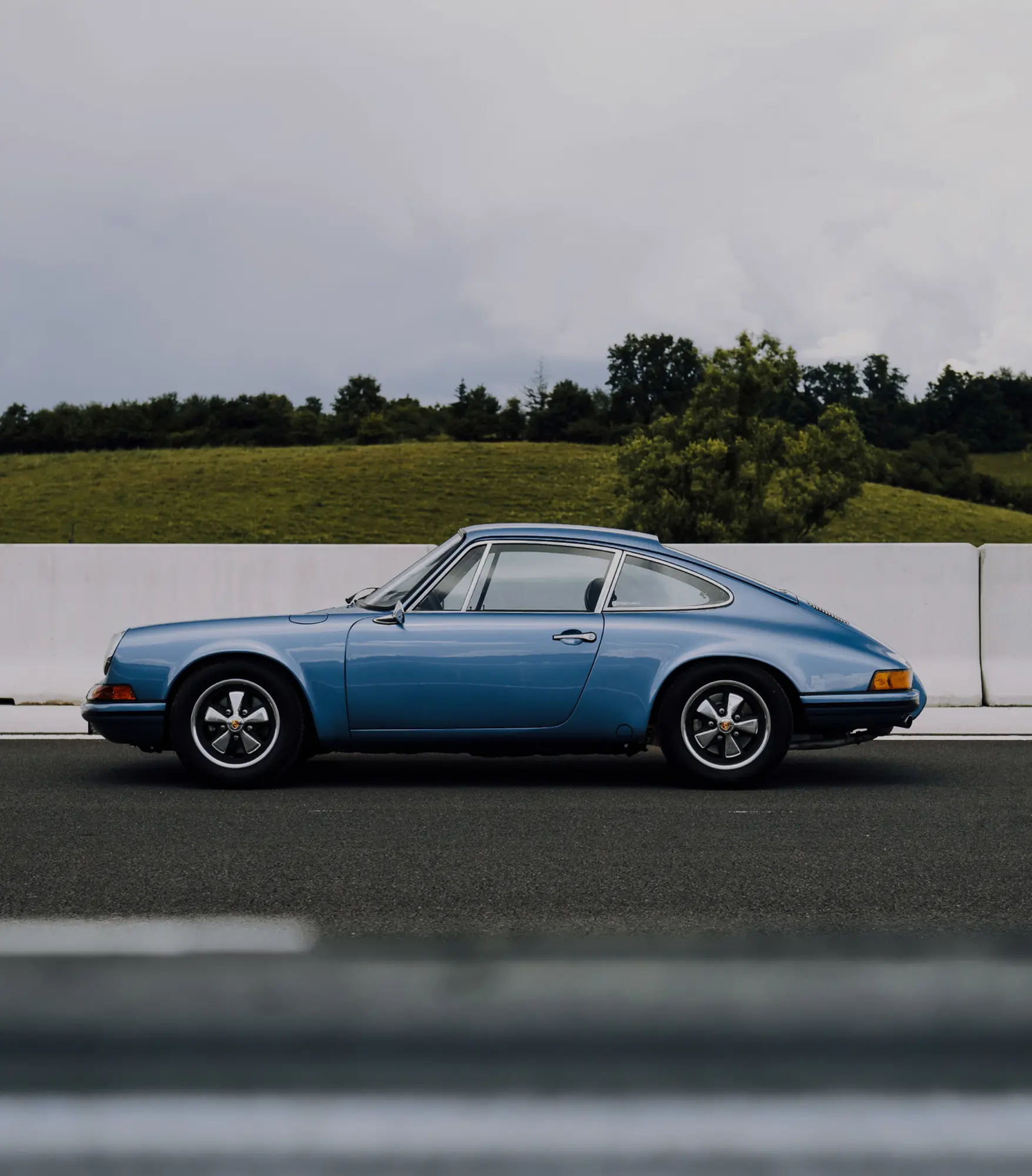 PORSCHE 911 CARRERA 964