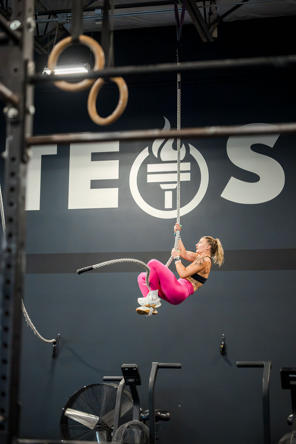 Athlete lifting during the CrossFit Incite Grand Reopening Lift Off event