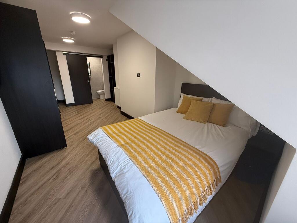 22 Green Lane, Flat 3