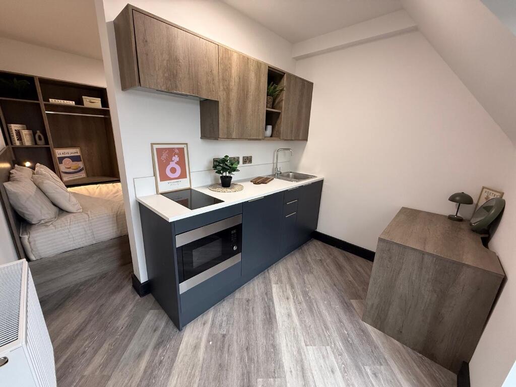 Etwall House - Flat 8 Studio 3