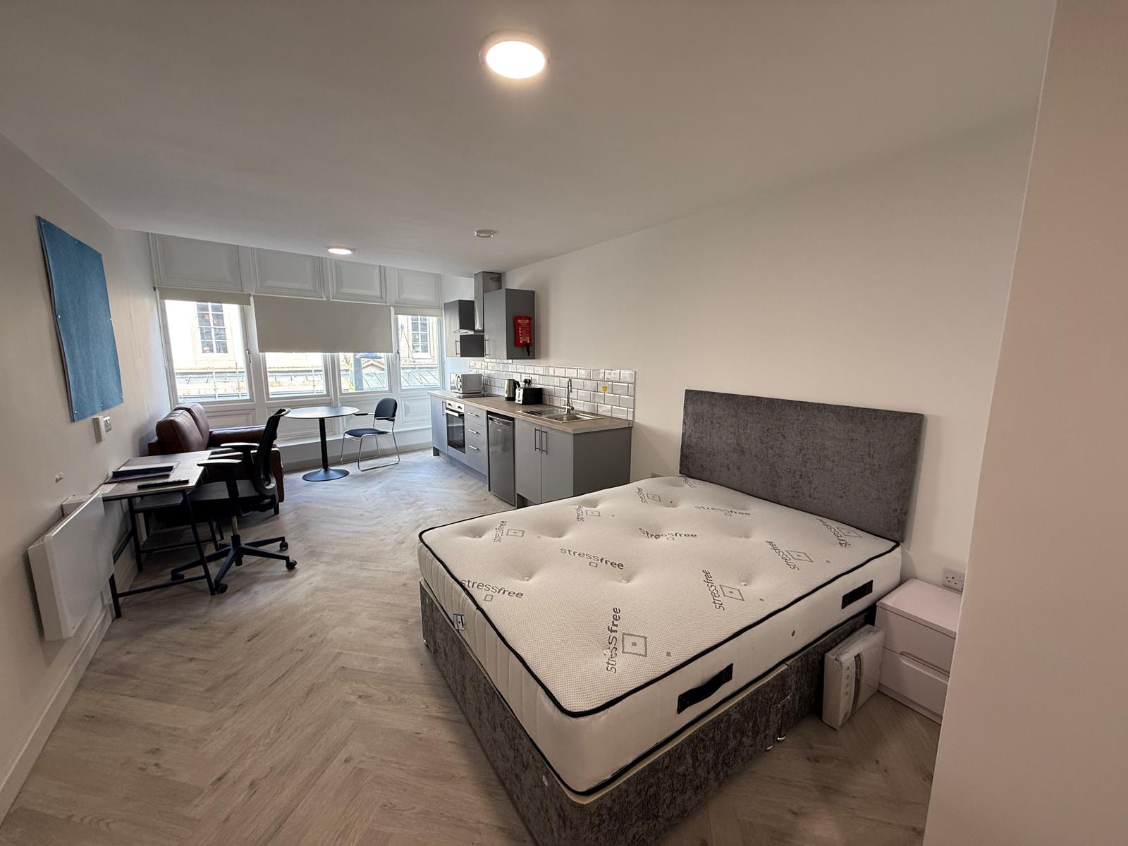 Victoria House - Studio 8