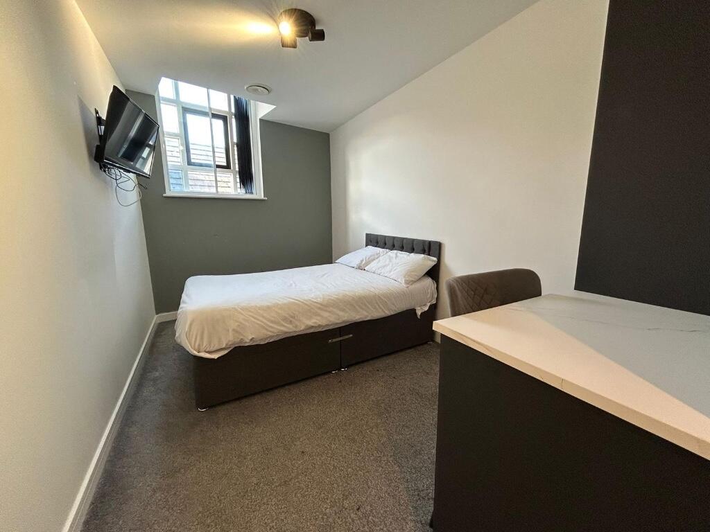 1-3 Albion Street - Flat 3, Room 3