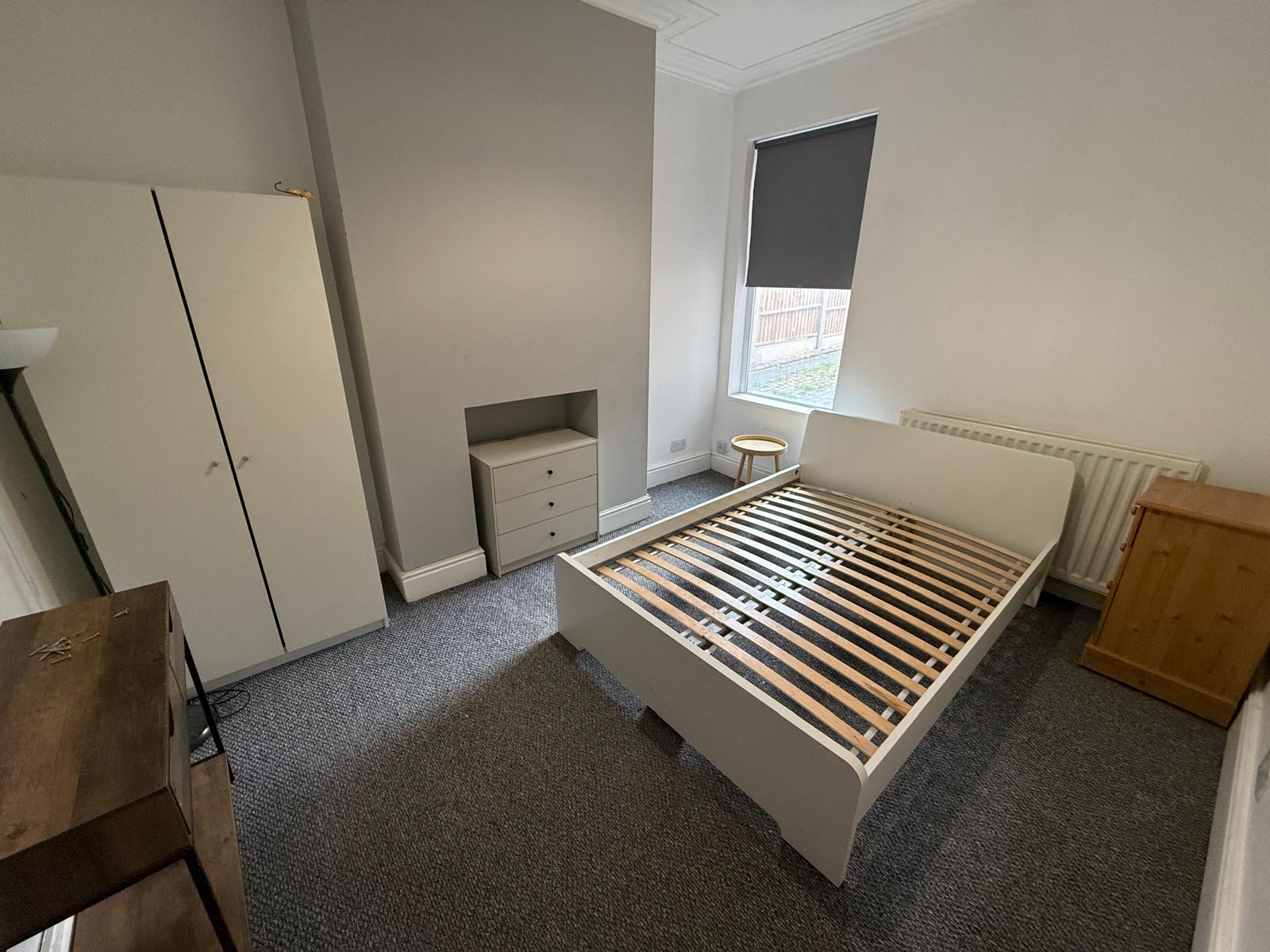 44 Radbourne Street - Room 1