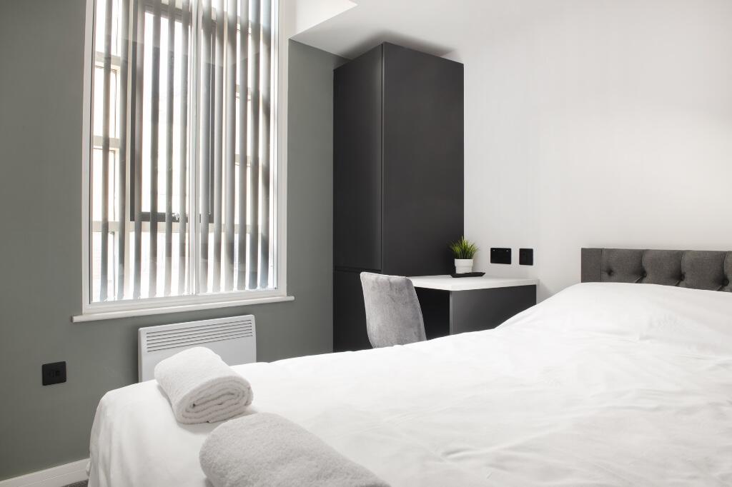 Albion Street - Flat 4, Room 1