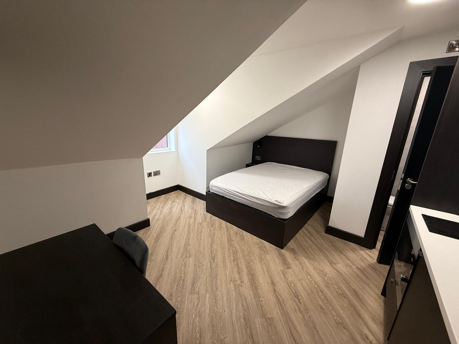 22B Green Lane - Studio 4