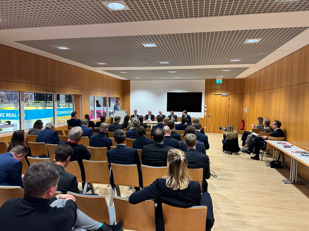 Podiumsdiskussion mit Publikum auf der EXPO REAL in München