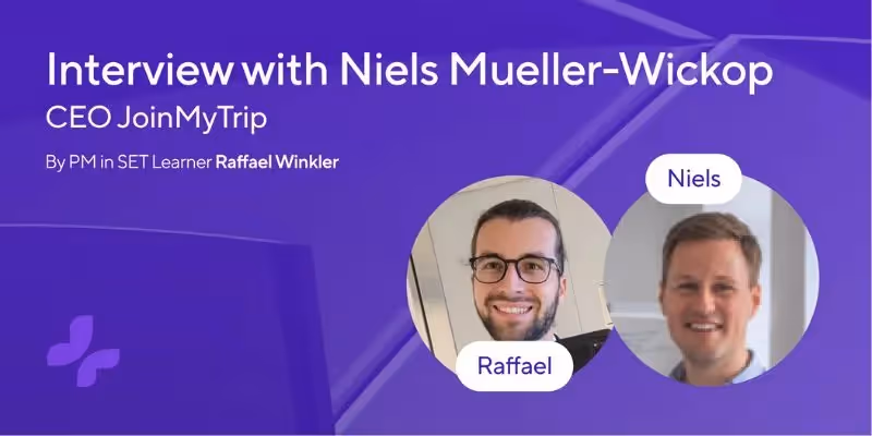 Interview-Titelkarte mit Niels Mueller-Wickop und Tomorrow-University-Lernender Raffael Winkler auf einem lila Hintergrund.