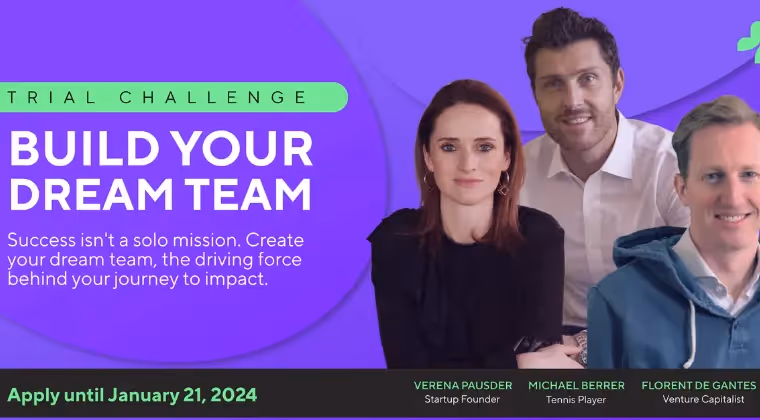 Drei Personen bewerben eine Trial Challenge unter dem Motto „Baue dein Dreamteam“ an der Tomorrow University.