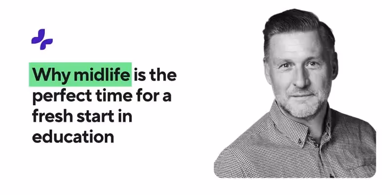 Mann in einem Graustufenbild neben Text über Midlife als Neuanfang in der Bildung