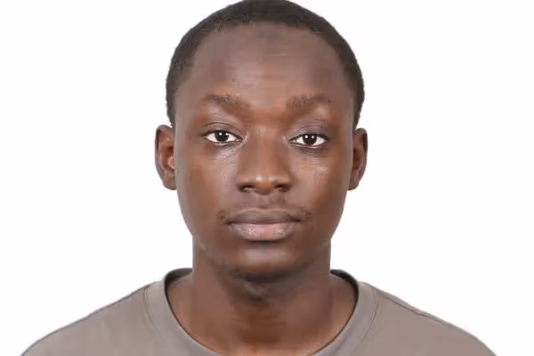 Ahmad Rufai, Gründer, KI-Ingenieur & Produktdesigner, der realen Einfluss im Gesundheitsbereich durch KI & menschenzentrierte Innovation schafft