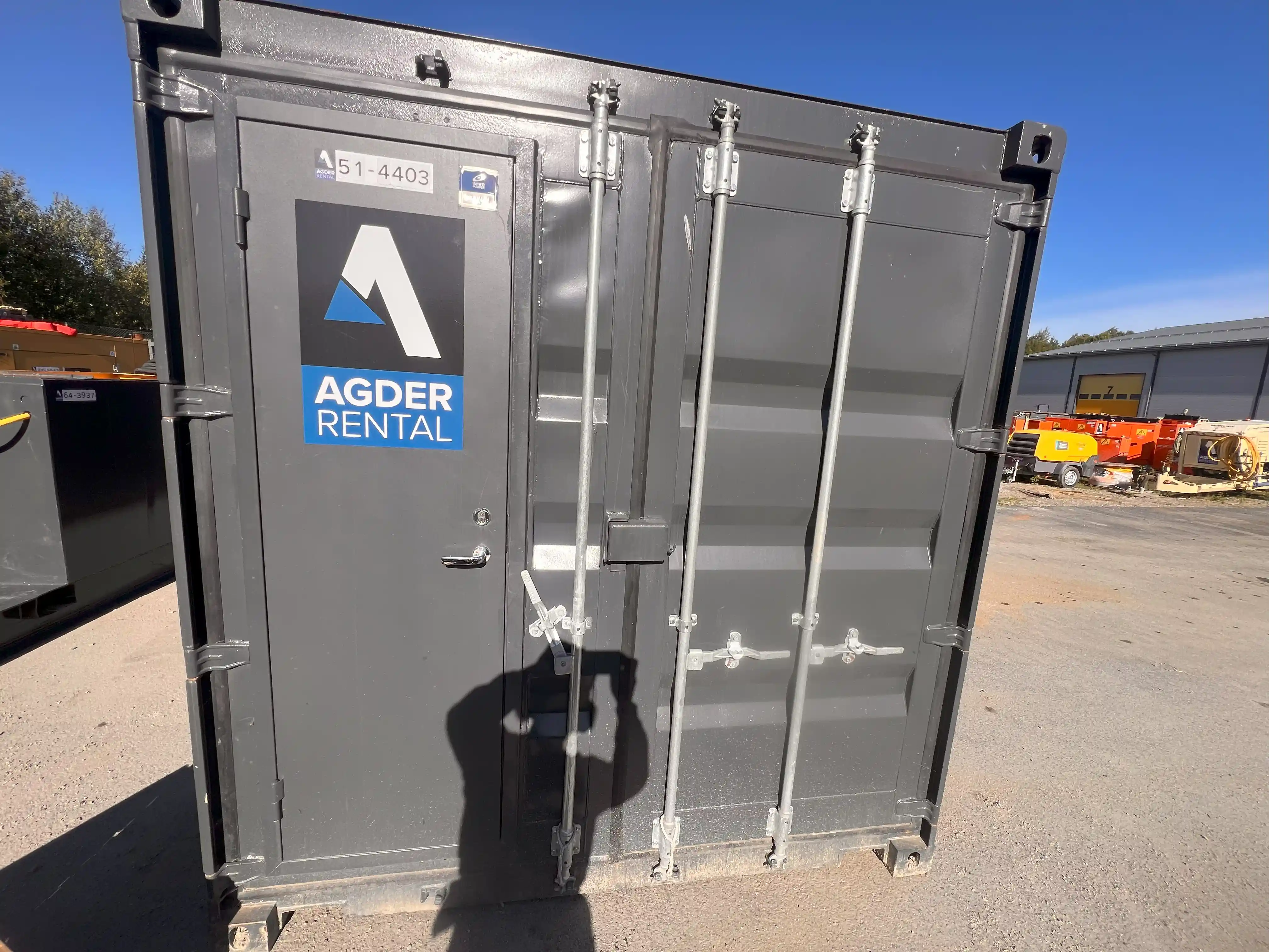Trykkforsterker Container Intec med 27 000 l tank